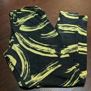 LuLaRoe Tall & Curvy Leggings